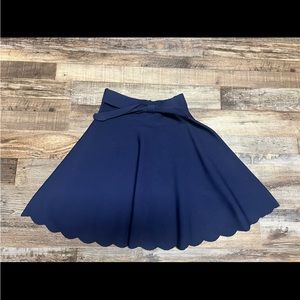 LN LUCY PARIS Navy High Waist Scalloped Skirt M Medium
